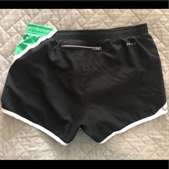 Nike Dri-Fit Running Short - Picture 2 of 3